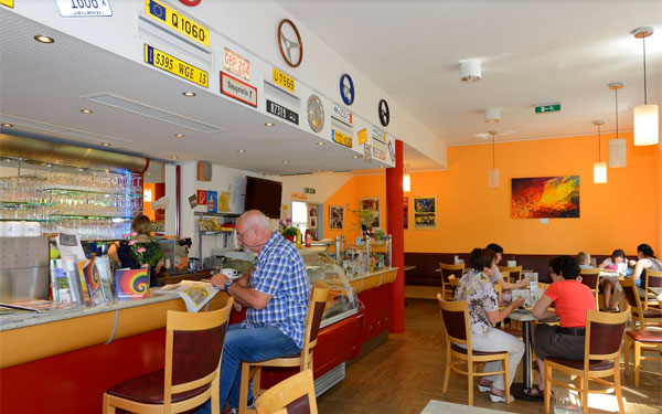 Café Heldenberg - Gastronomie im Schmidatal