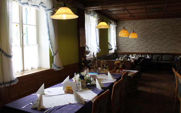 Gasthaus Trixis Ravelsbacherhof - Essen und Trinken im Schmidatal